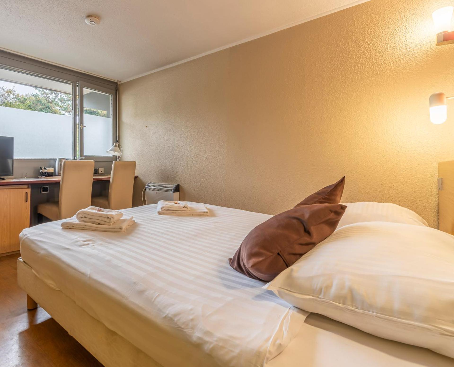 Sleep & Go Brugge Otel Dış mekan fotoğraf